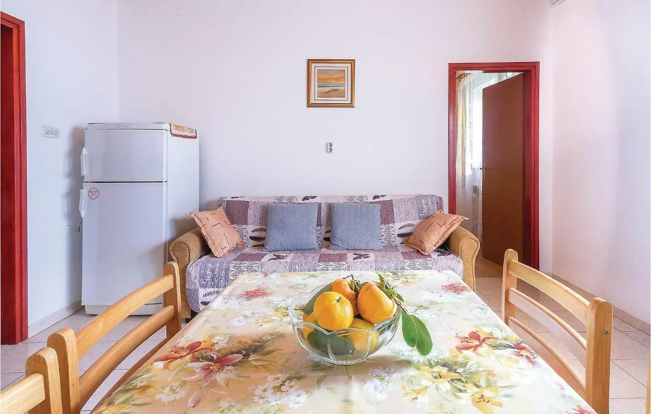 Awesome Apartment In Pula With Wifi