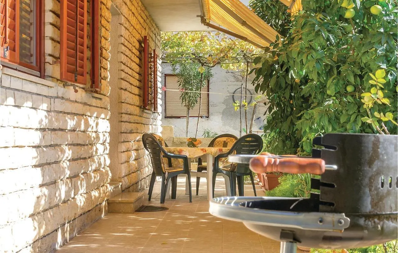 Awesome Apartment In Pula With Wifi