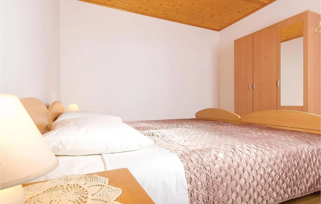 Awesome Apartment In Pula With Wifi Horvátország